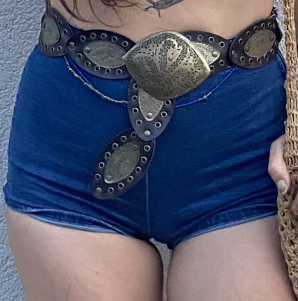 Forever21 Jean Shorts - 28 Waist (No Tags) - Picture 1 of 4